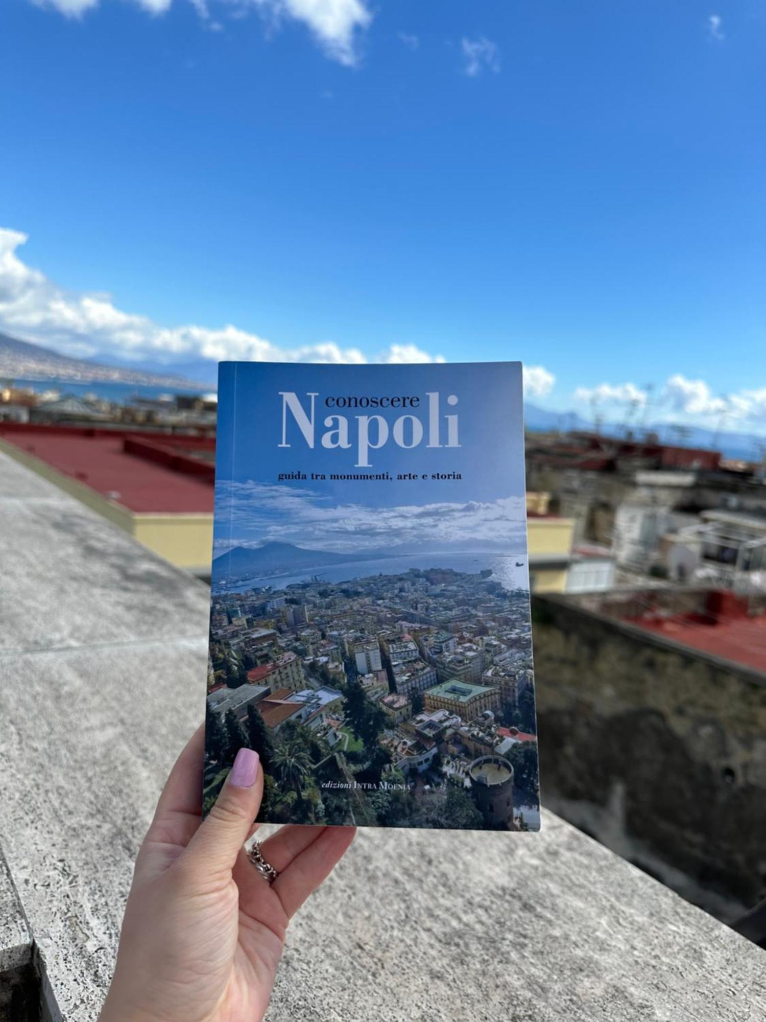 Vista Duomo Apartment Napoli Bagian luar foto